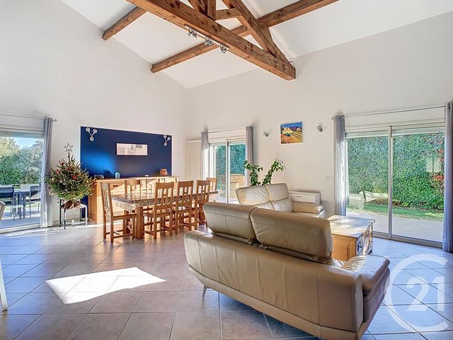 maison à vendre - 7 pièces - 175.57 m2 - VACQUIERES - 34 - LANGUEDOC-ROUSSILLON - Century 21 Vicarello