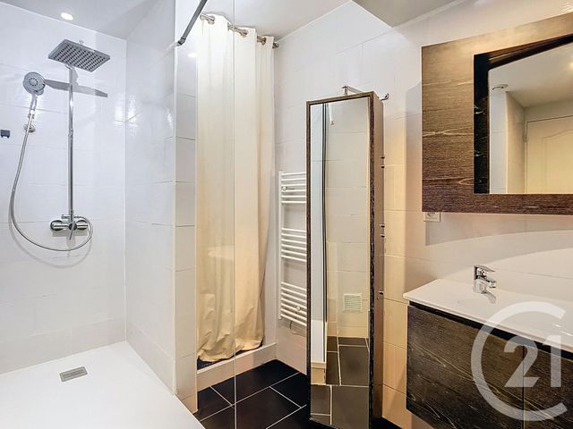 Appartement F3 à vendre - 3 pièces - 81.34 m2 - MONTPELLIER - 34 - LANGUEDOC-ROUSSILLON - Century 21 Vicarello