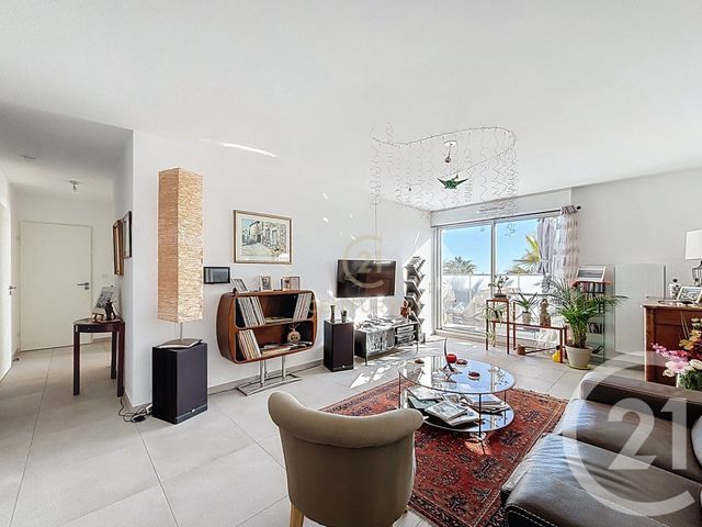 Appartement F3 à vendre - 3 pièces - 70.7 m2 - MONTPELLIER - 34 - LANGUEDOC-ROUSSILLON - Century 21 Vicarello