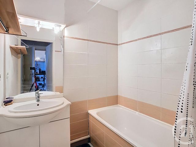 Appartement F2 à vendre - 2 pièces - 35.7 m2 - ST MATHIEU DE TREVIERS - 34 - LANGUEDOC-ROUSSILLON - Century 21 Vicarello