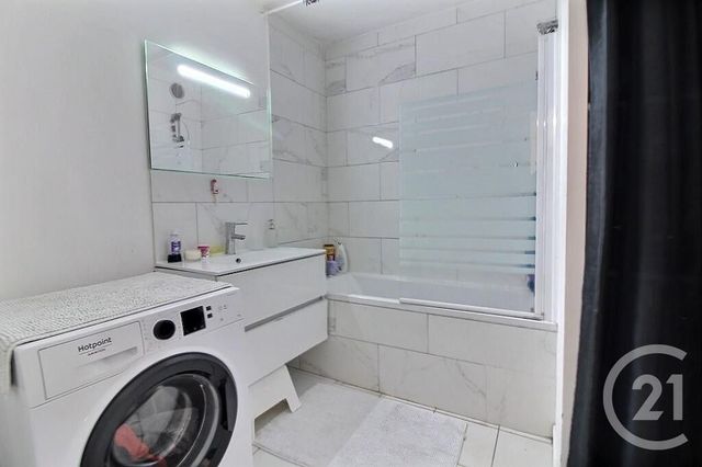 Appartement Duplex à vendre - 3 pièces - 68.33 m2 - CHAMPIGNY SUR MARNE - 94 - ILE-DE-FRANCE - Century 21 Vicarello