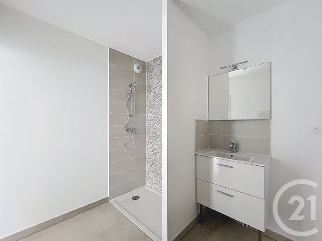 Appartement T2 à vendre - 2 pièces - 48.9 m2 - SETE - 34 - LANGUEDOC-ROUSSILLON - Century 21 Vicarello