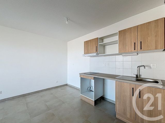 Appartement T2 à vendre - 2 pièces - 48.9 m2 - SETE - 34 - LANGUEDOC-ROUSSILLON - Century 21 Vicarello