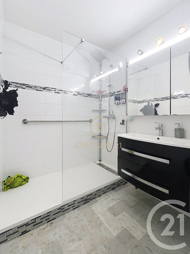 Appartement F4 à vendre - 4 pièces - 86.34 m2 - LA GRANDE MOTTE - 34 - LANGUEDOC-ROUSSILLON - Century 21 Vicarello