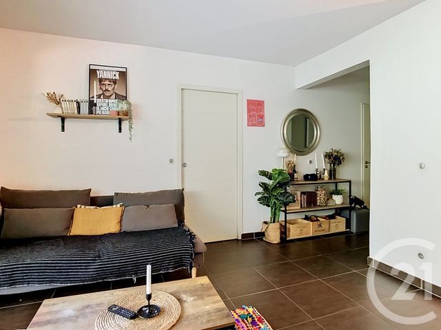 Appartement F2 à vendre - 2 pièces - 43.74 m2 - ST GELY DU FESC - 34 - LANGUEDOC-ROUSSILLON - Century 21 Vicarello