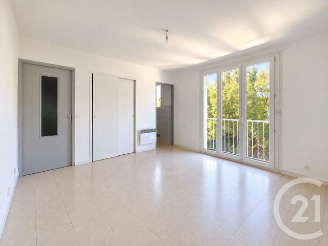 Appartement F1 à vendre - 1 pièce - 24.6 m2 - MONTPELLIER - 34 - LANGUEDOC-ROUSSILLON - Century 21 Vicarello